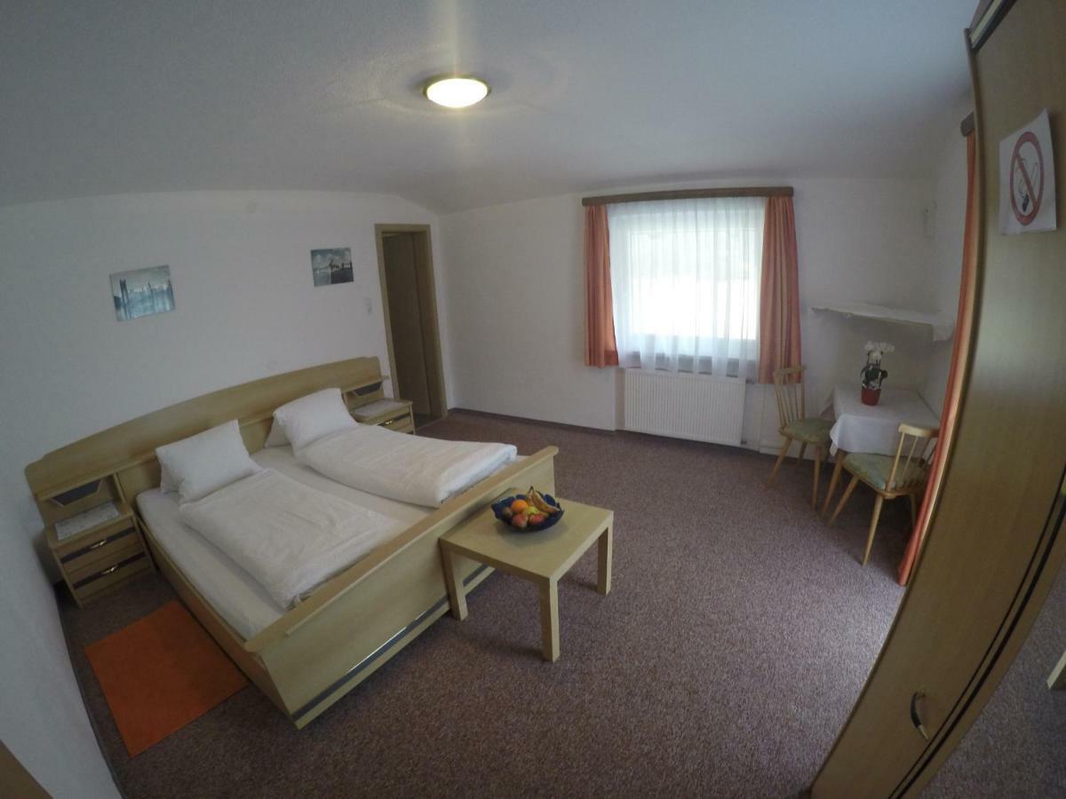 Haus Gamsblick Hotel Umhausen Buitenkant foto